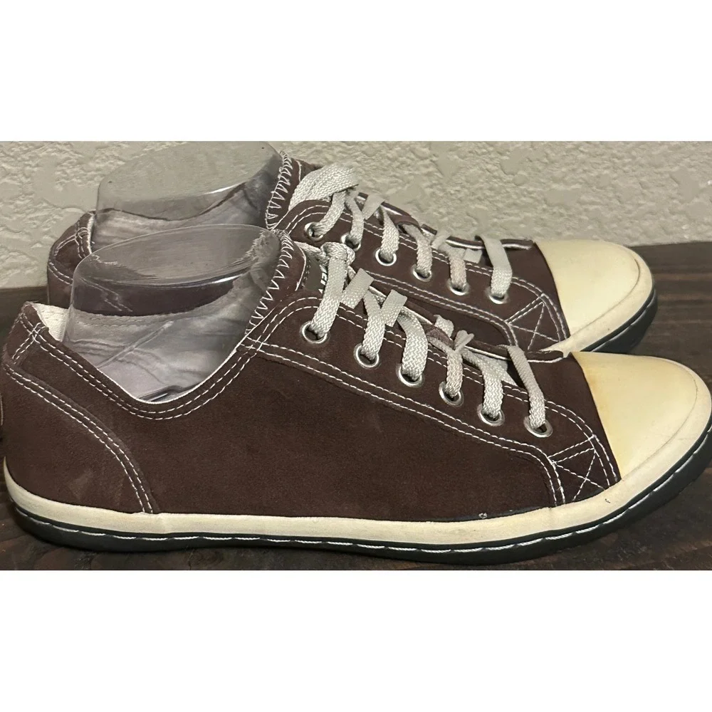 Airwalk Womens Brown Suede Leather Low Top Sneakers Cap Toe 48981 Size 8.5